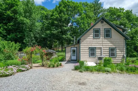 334 River Road Richmond ME 04357