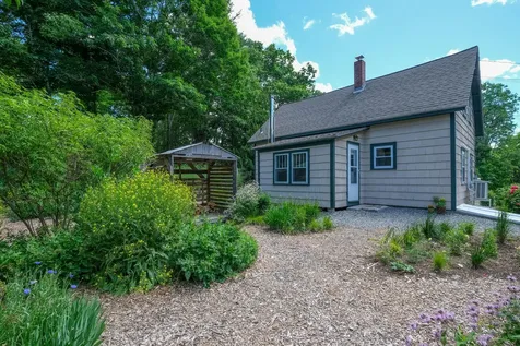 334 River Road Richmond ME 04357