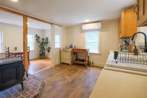 334 River Road Richmond ME 04357