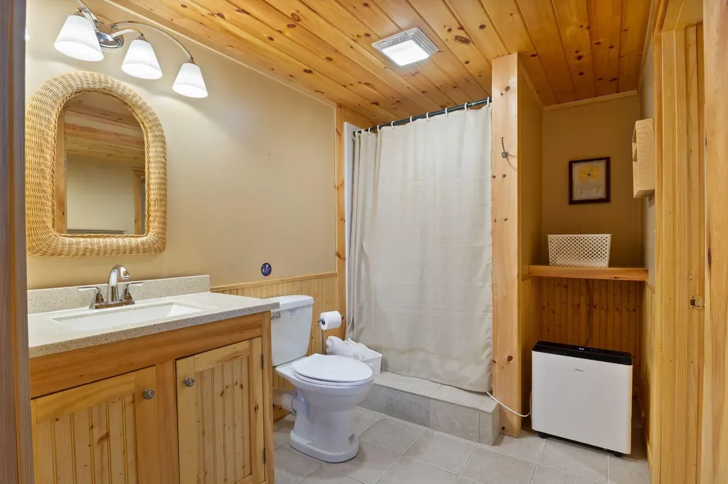8 Solitude Lane Bridgton ME 04009
