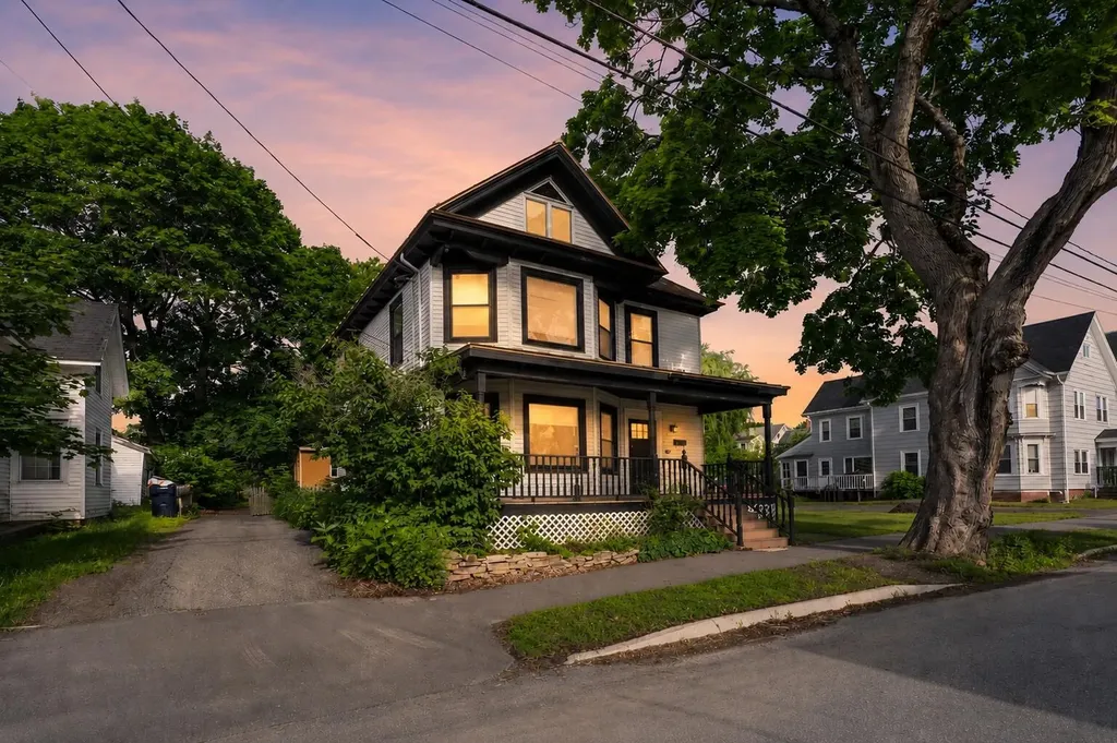 80 Pearl Street Bangor ME 04401