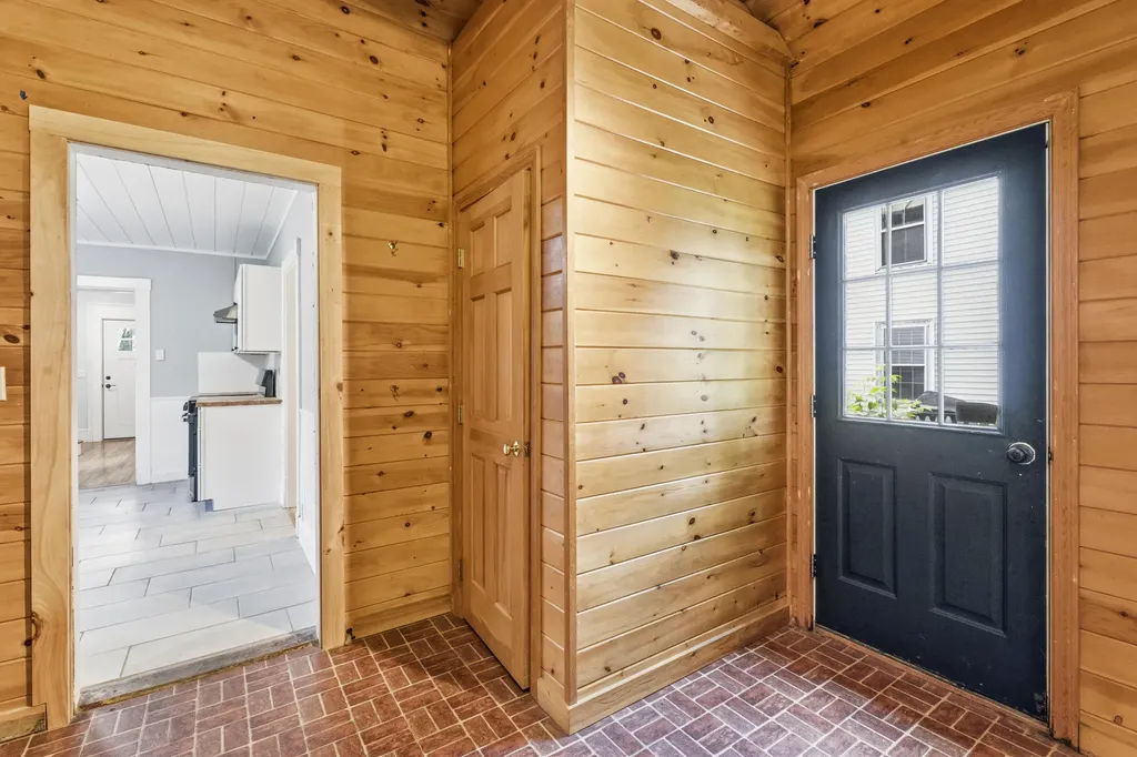 80 Pearl Street Bangor ME 04401