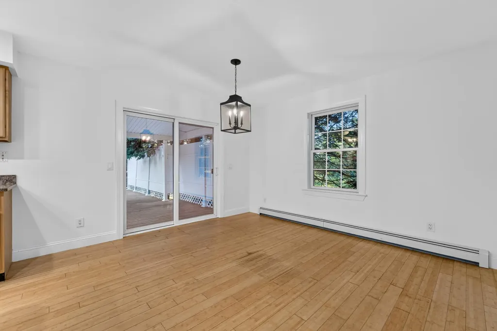 9 Hemlock Drive Topsham ME 04086