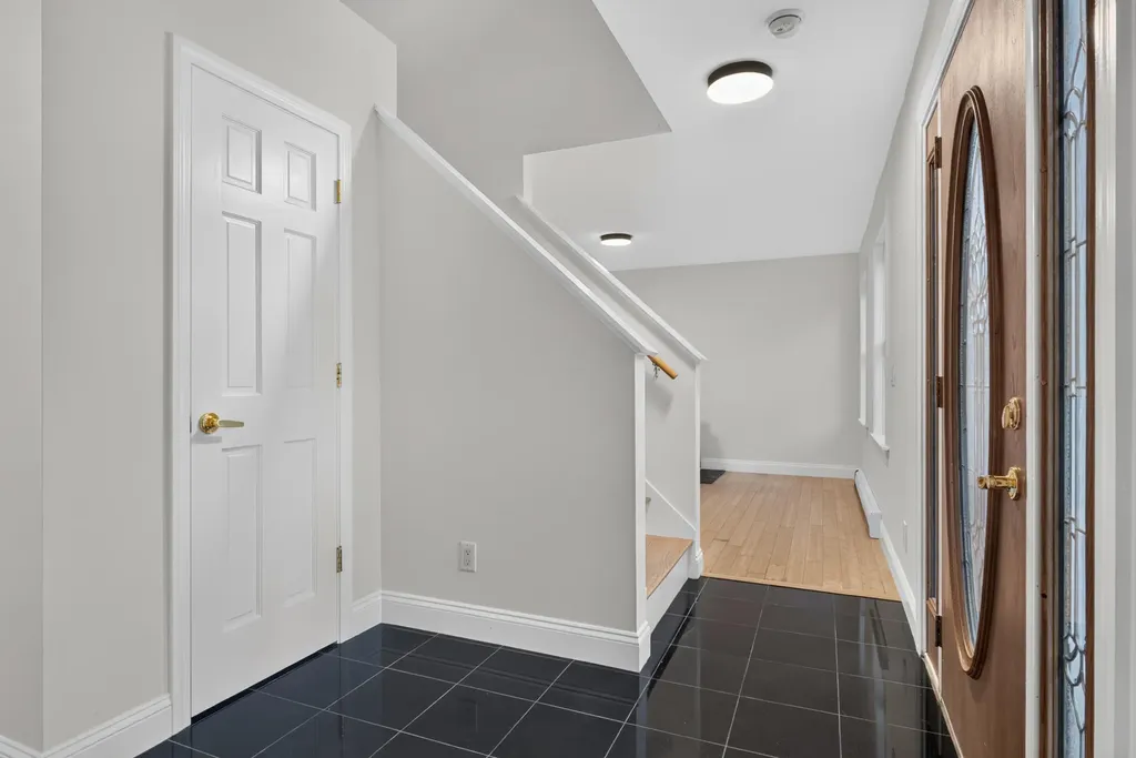 9 Hemlock Drive Topsham ME 04086