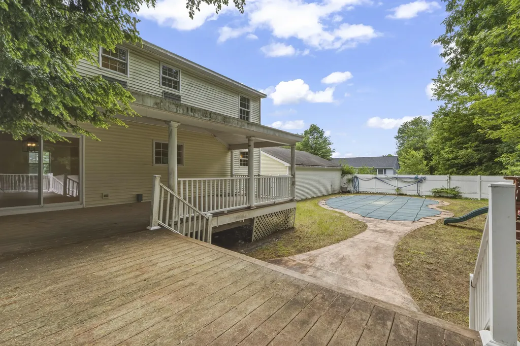 9 Hemlock Drive Topsham ME 04086