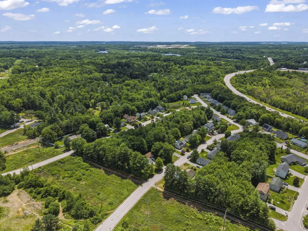 9 Hemlock Drive Topsham ME 04086