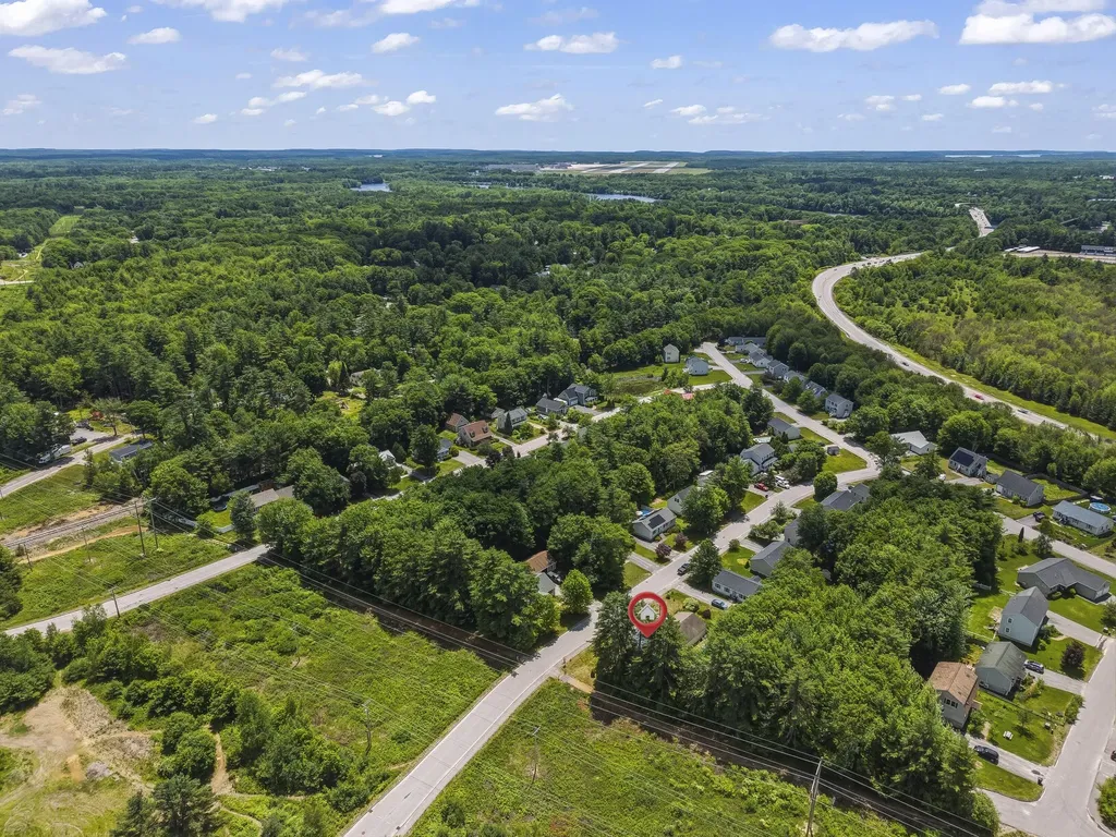 9 Hemlock Drive Topsham ME 04086