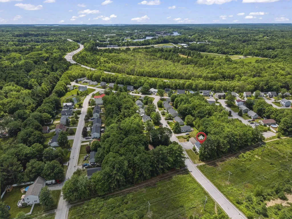 9 Hemlock Drive Topsham ME 04086