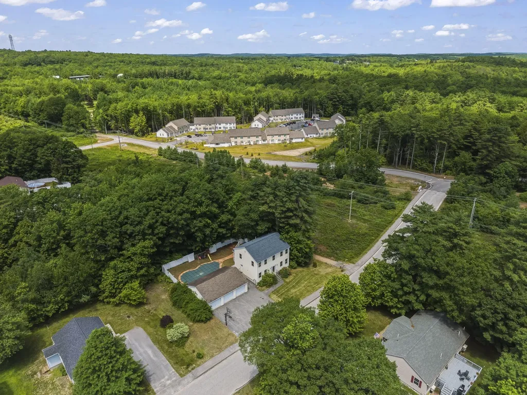 9 Hemlock Drive Topsham ME 04086