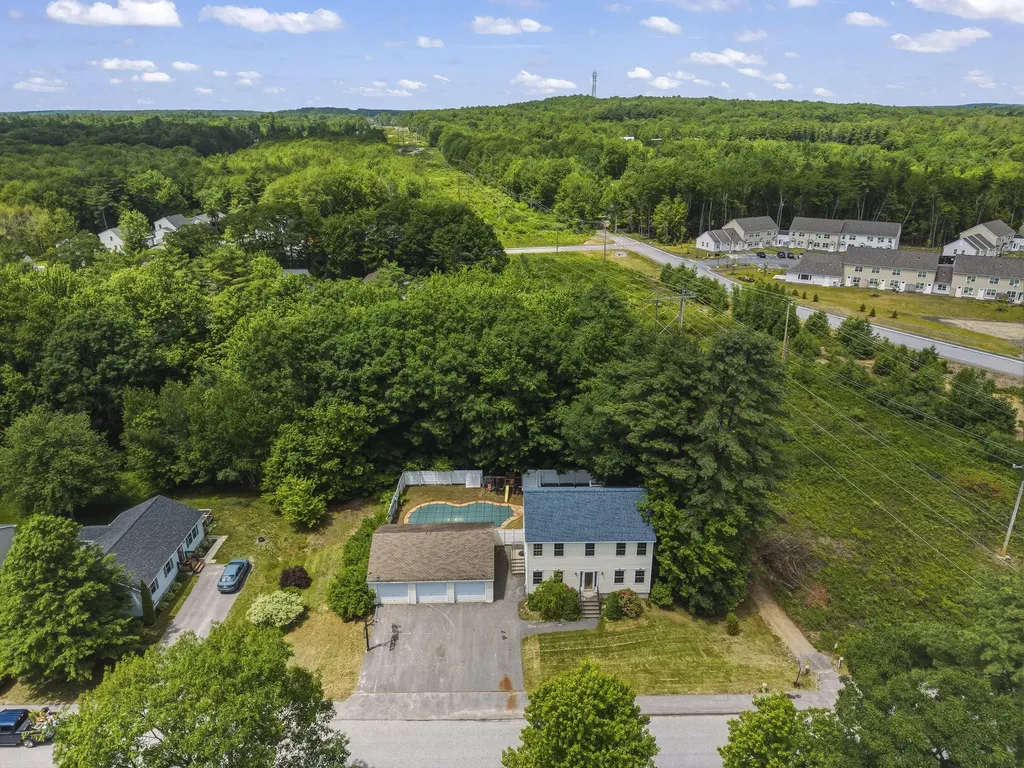 9 Hemlock Drive Topsham ME 04086