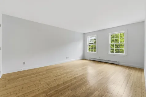 9 Hemlock Drive Topsham ME 04086