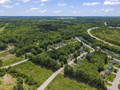 9 Hemlock Drive Topsham ME 04086