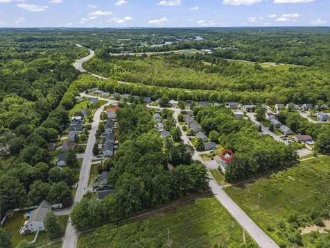 9 Hemlock Drive Topsham ME 04086