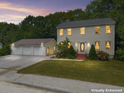 9 Hemlock Drive Topsham ME 04086