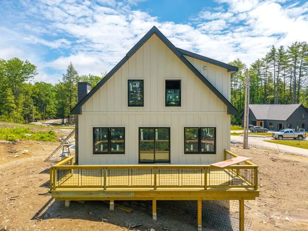 59 East Point Way Norway ME 04268