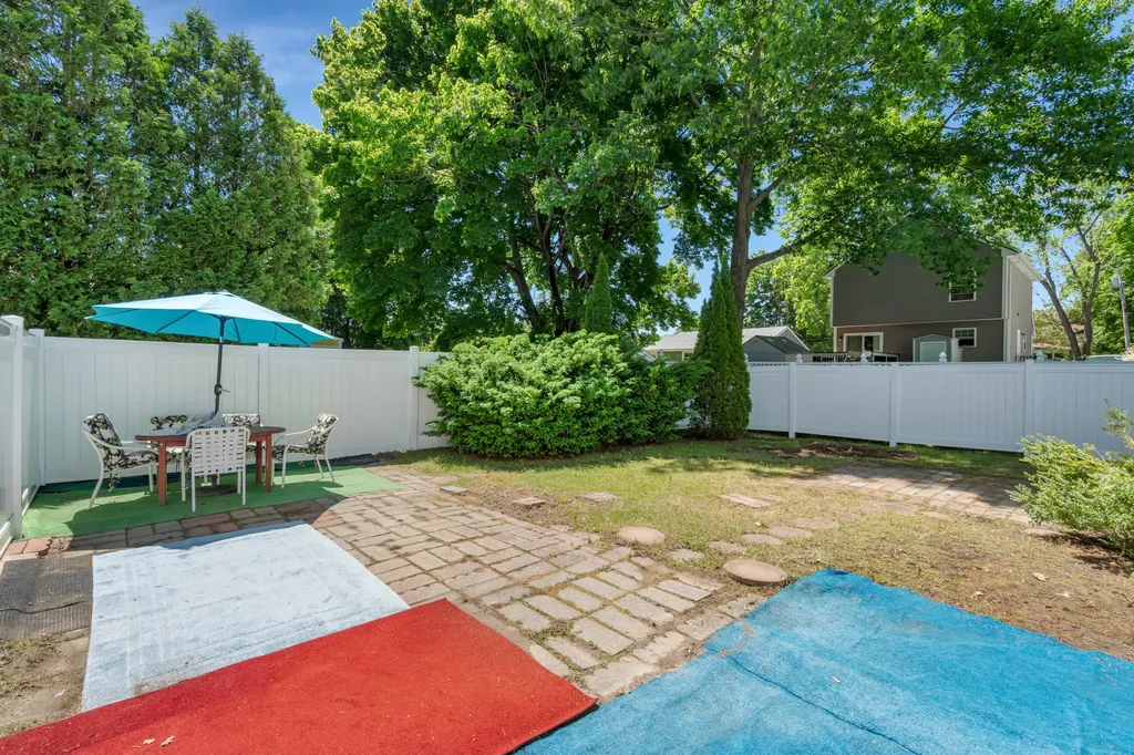 19 Beechwood Avenue Westbrook ME 04092