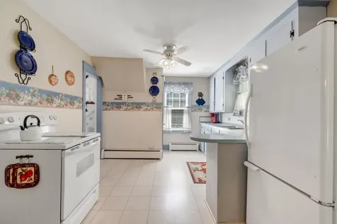 19 Beechwood Avenue Westbrook ME 04092