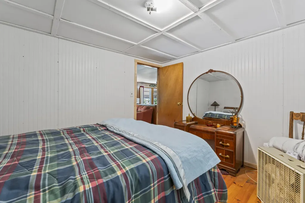 537 Sunflower Lane E Sidney ME 04330