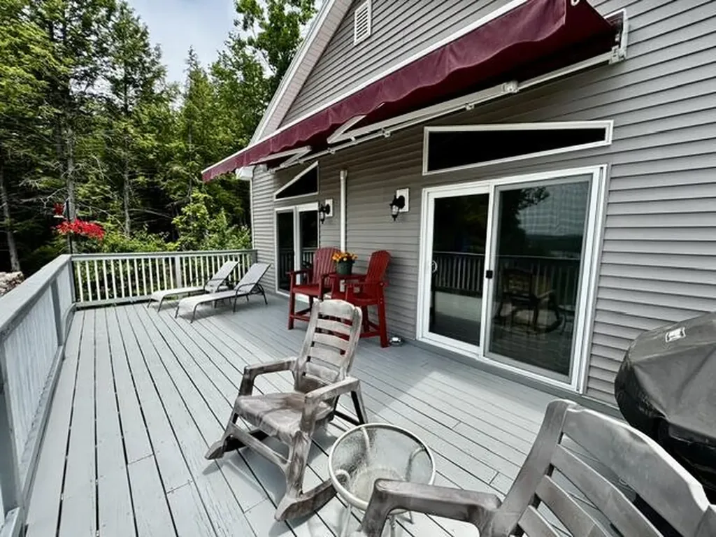 558 Old Ferry Road Hartland ME 04943