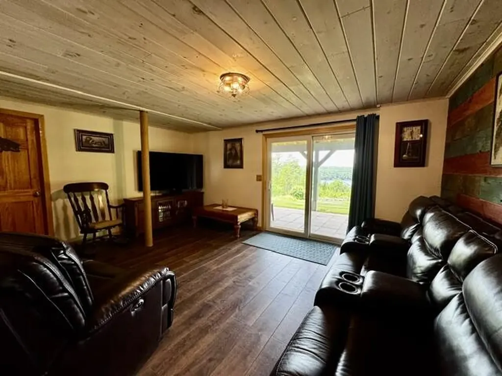 558 Old Ferry Road Hartland ME 04943