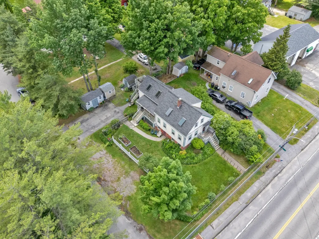 1 Cross Street Richmond ME 04357