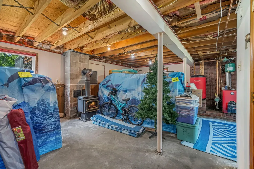 54 Blayne Street Dixfield ME 04224