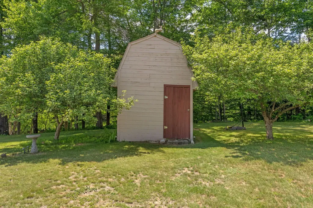 54 Blayne Street Dixfield ME 04224