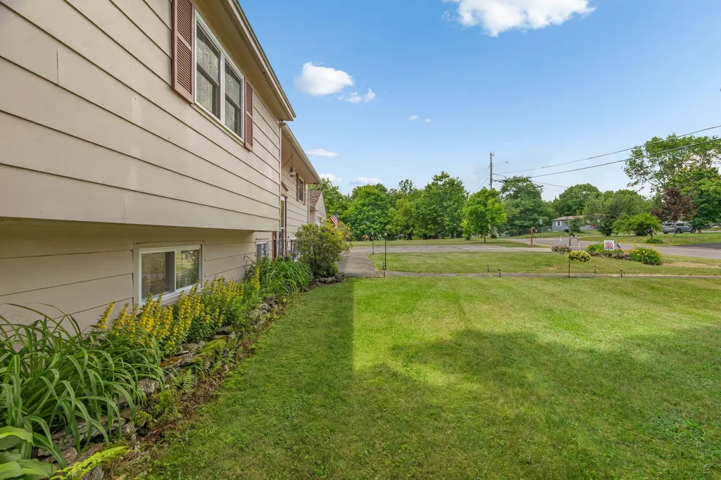 54 Blayne Street Dixfield ME 04224