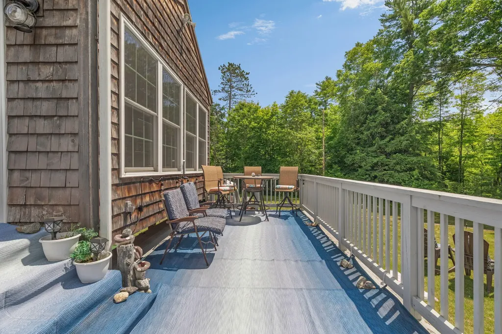 54 Blayne Street Dixfield ME 04224