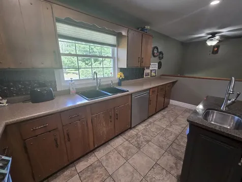 54 Blayne Street Dixfield ME 04224