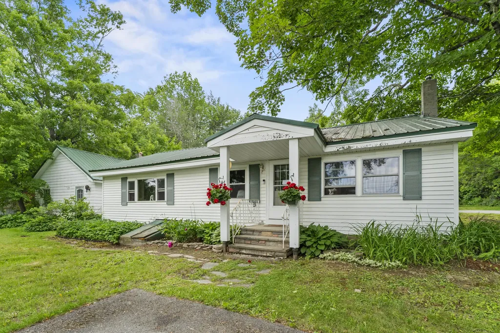 47 Hampden Road Carmel ME 04419