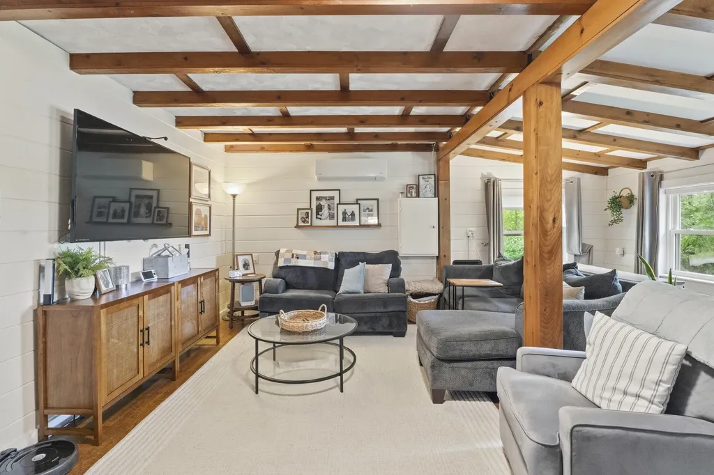 47 Hampden Road Carmel ME 04419