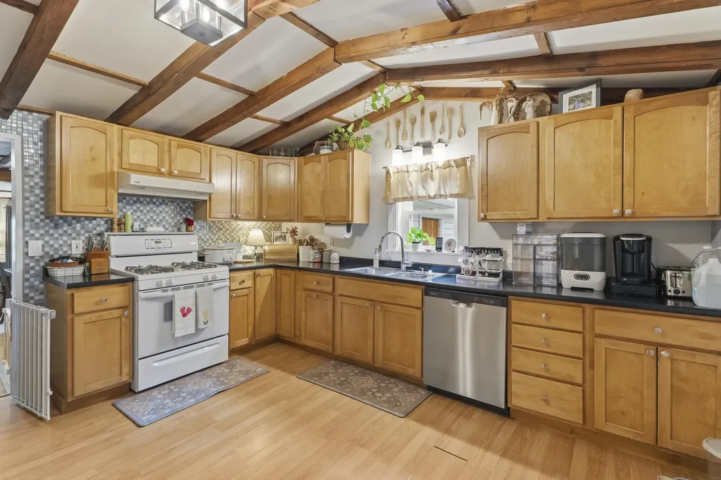 47 Hampden Road Carmel ME 04419