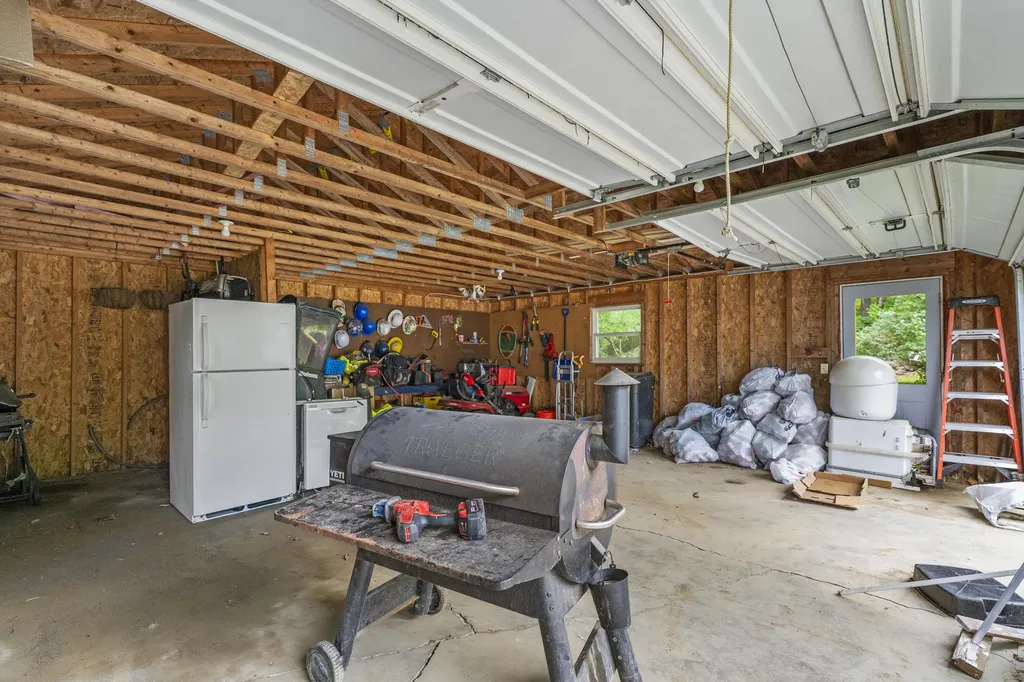47 Hampden Road Carmel ME 04419