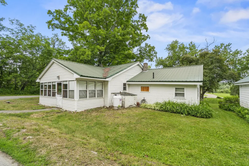 47 Hampden Road Carmel ME 04419