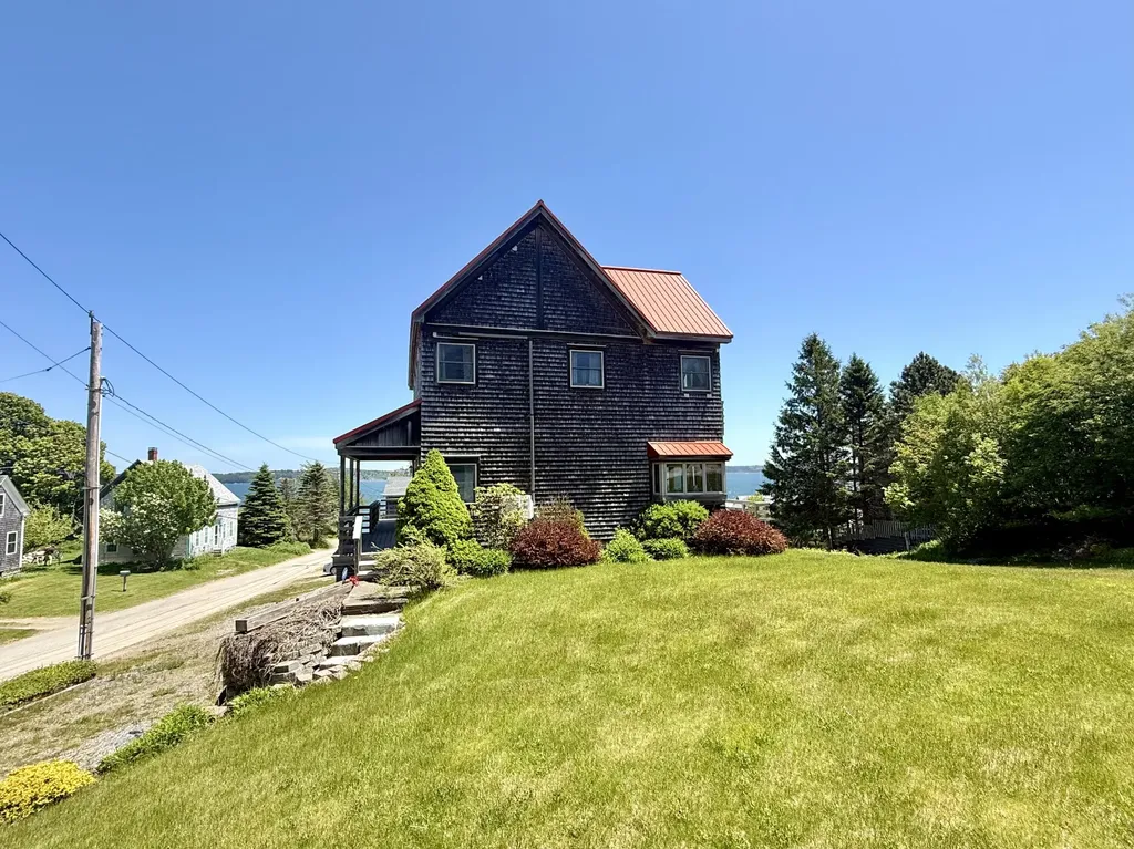 5 Franklin Street Eastport ME 04631