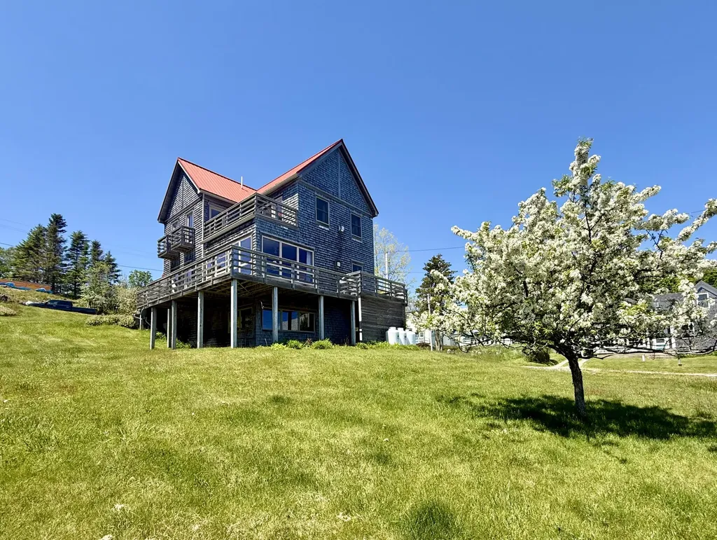 5 Franklin Street Eastport ME 04631
