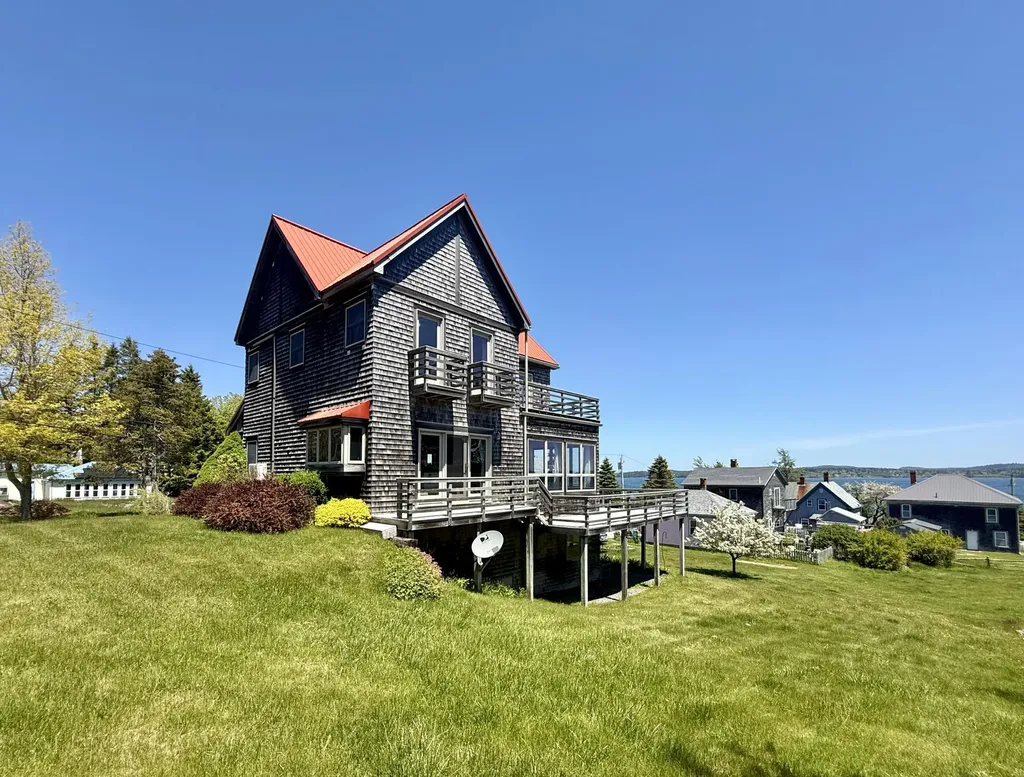 5 Franklin Street Eastport ME 04631