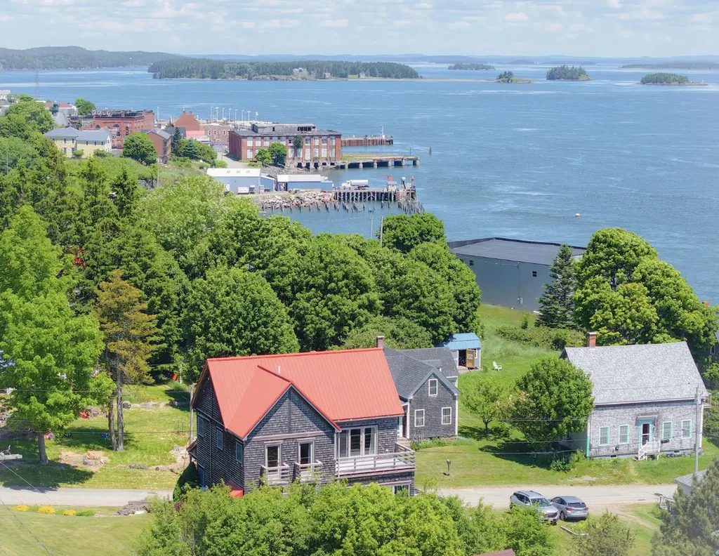 5 Franklin Street Eastport ME 04631