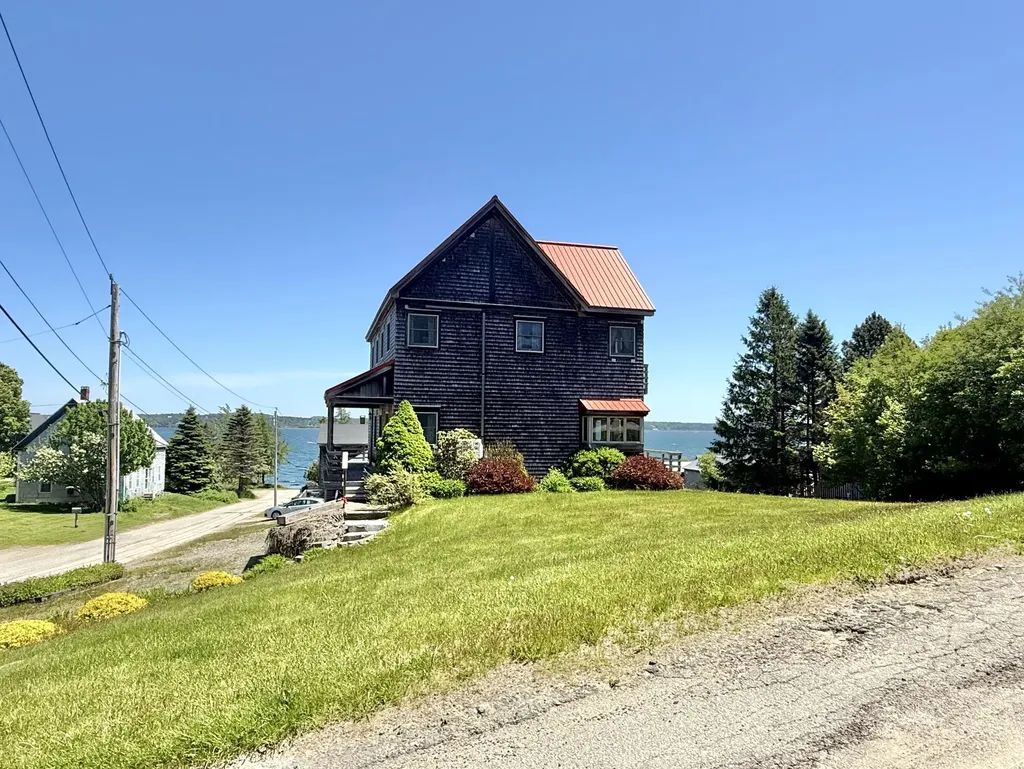 5 Franklin Street Eastport ME 04631