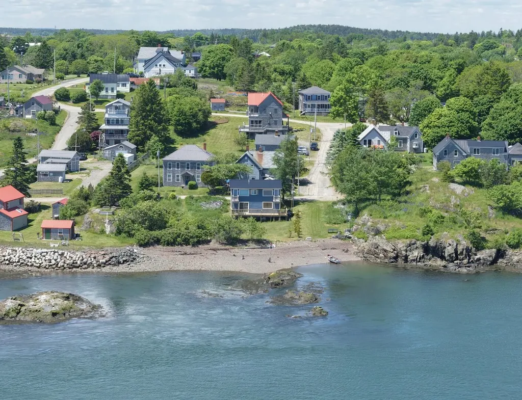 5 Franklin Street Eastport ME 04631