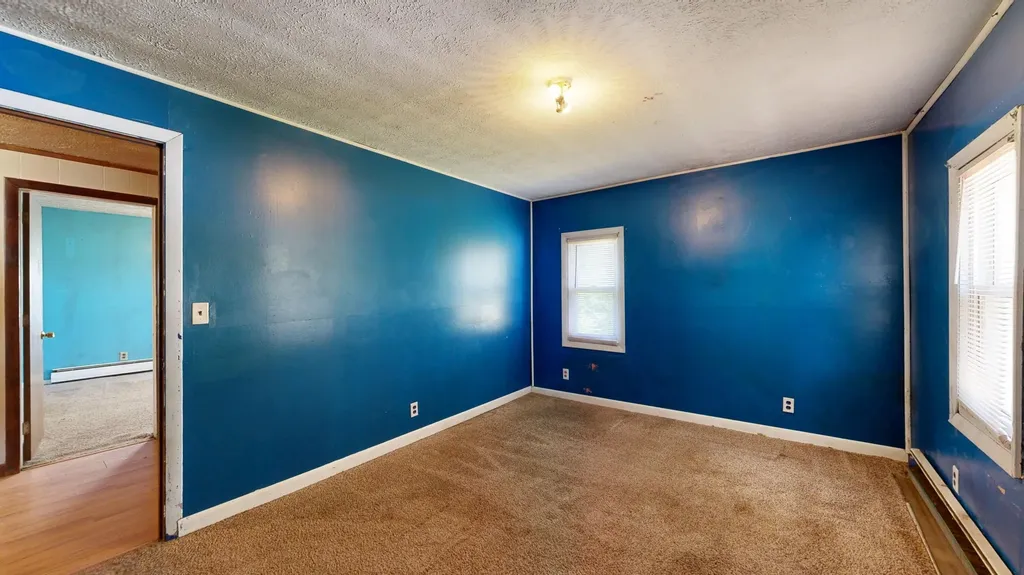 225 Middle Road Sabattus ME 04280