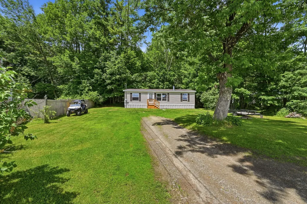 911 Main Street Monmouth ME 04259