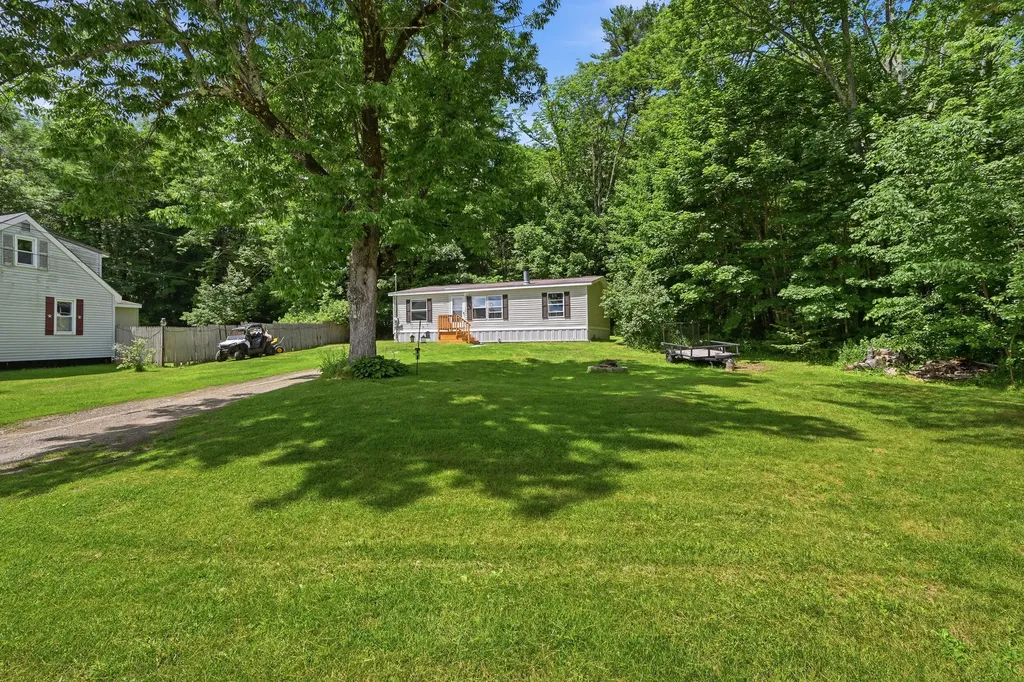 911 Main Street Monmouth ME 04259