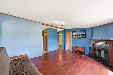 911 Main Street Monmouth ME 04259