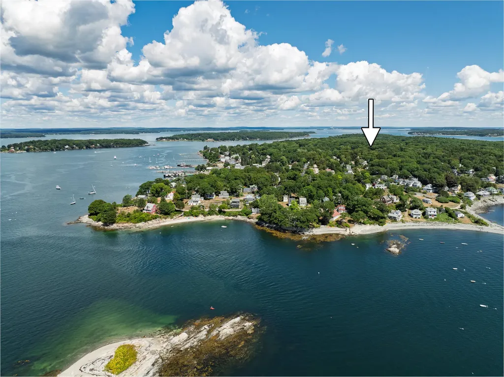 238 Brackett Avenue Portland ME 04108