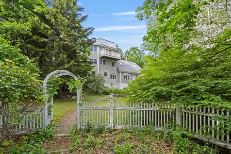 238 Brackett Avenue Portland ME 04108