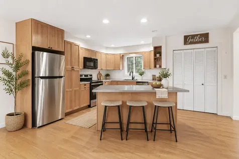 238 Brackett Avenue Portland ME 04108
