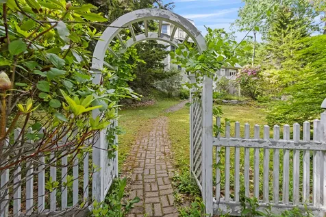 238 Brackett Avenue Portland ME 04108