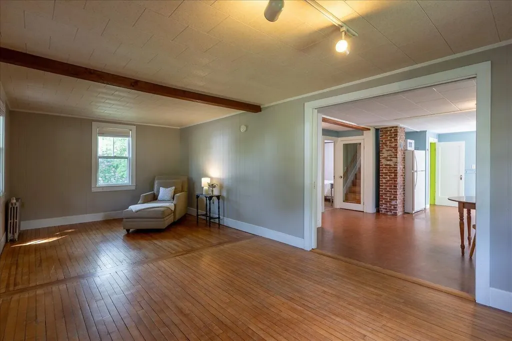 6 Thomas Street Camden ME 04843